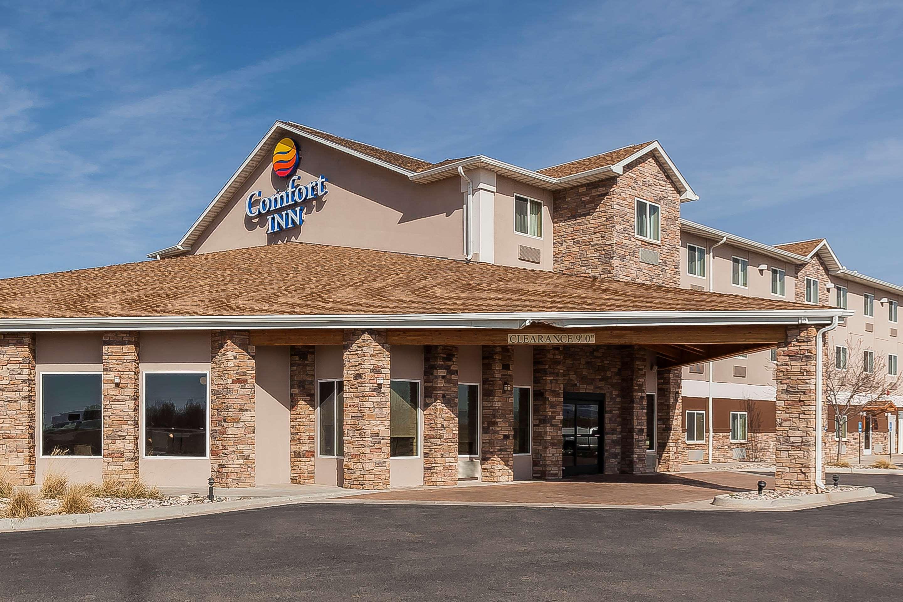 Comfort Inn & Suites Near University Of Wyoming Laramie Exterior photo